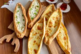 Kaşarlı Pide
